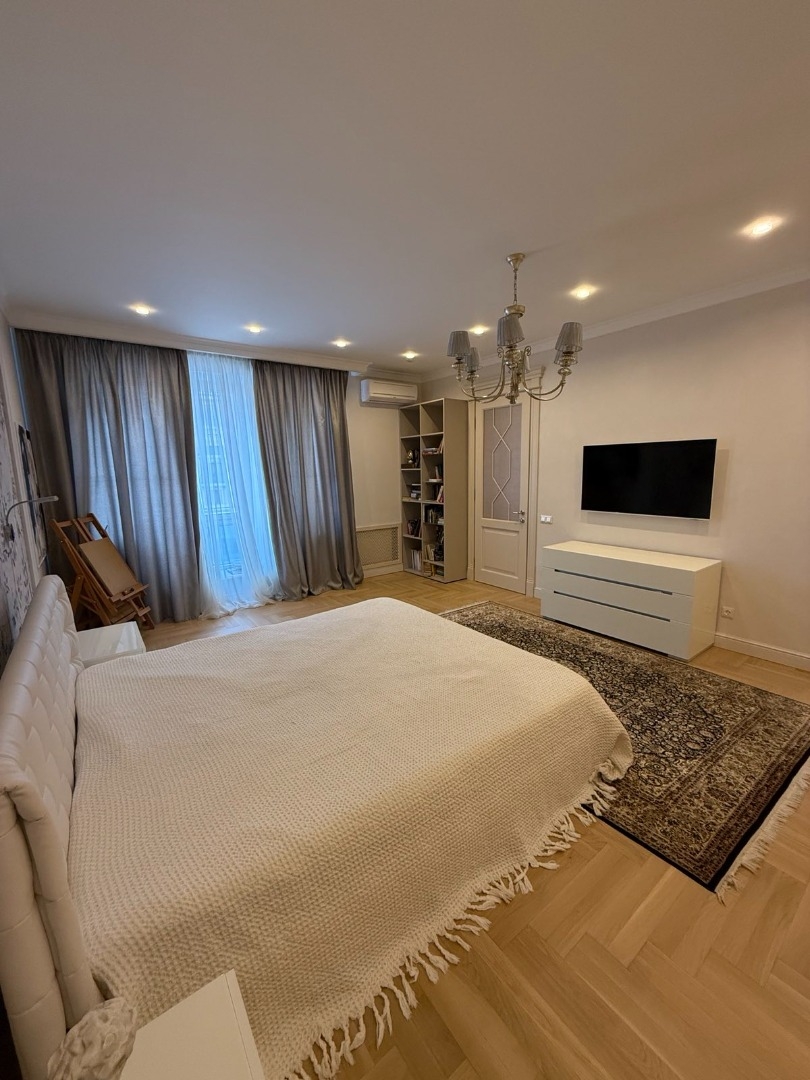 продажа трехкомнатной квартиры номер A-173525 в Приморском районе, фото номер 19